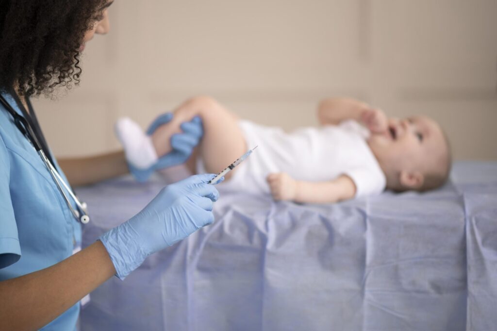 little-baby-being-health-clinic-vaccination-1024x682.jpg